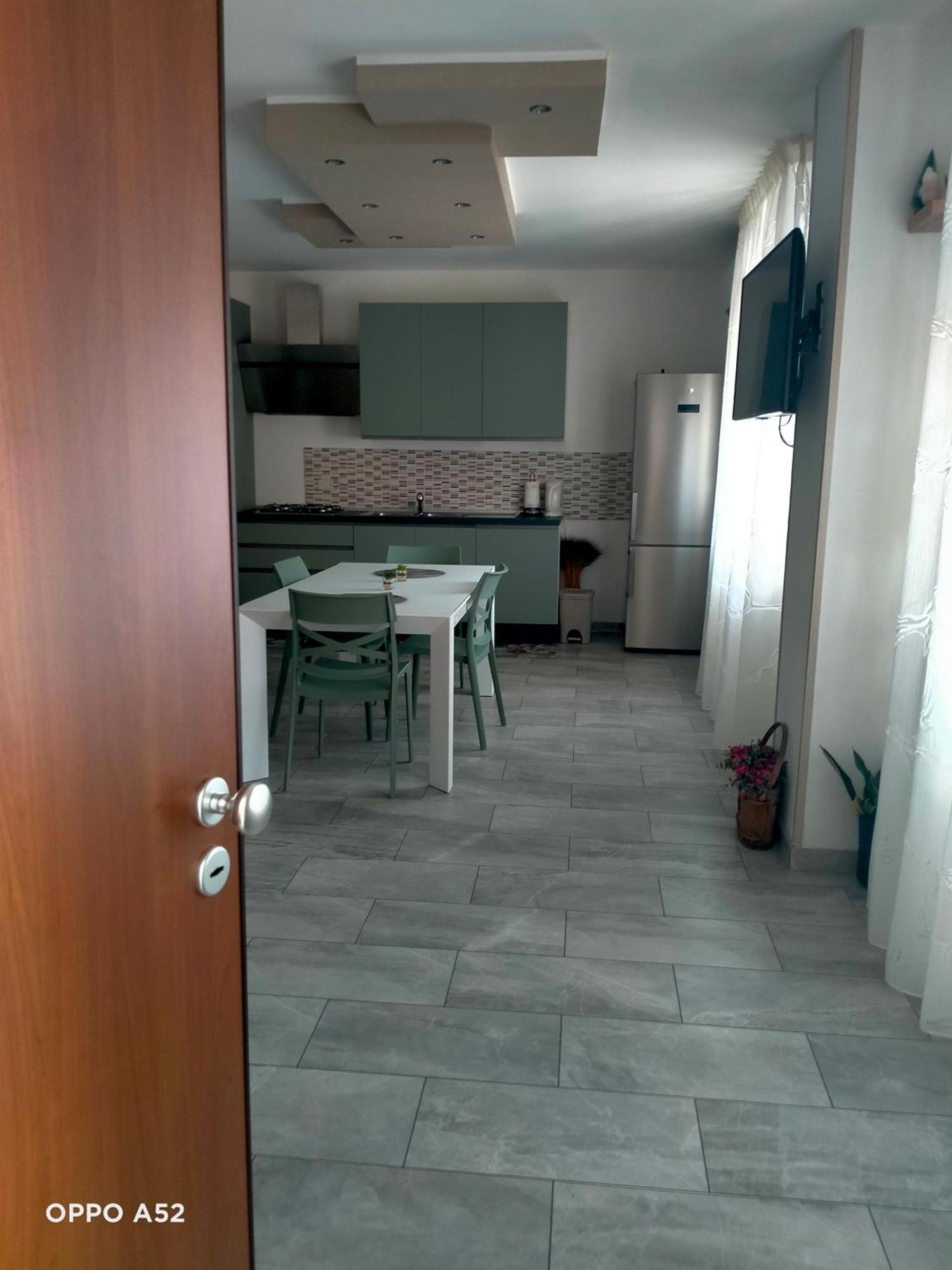 Perla Di Mare Apartment Montesilvano Marina Exterior foto